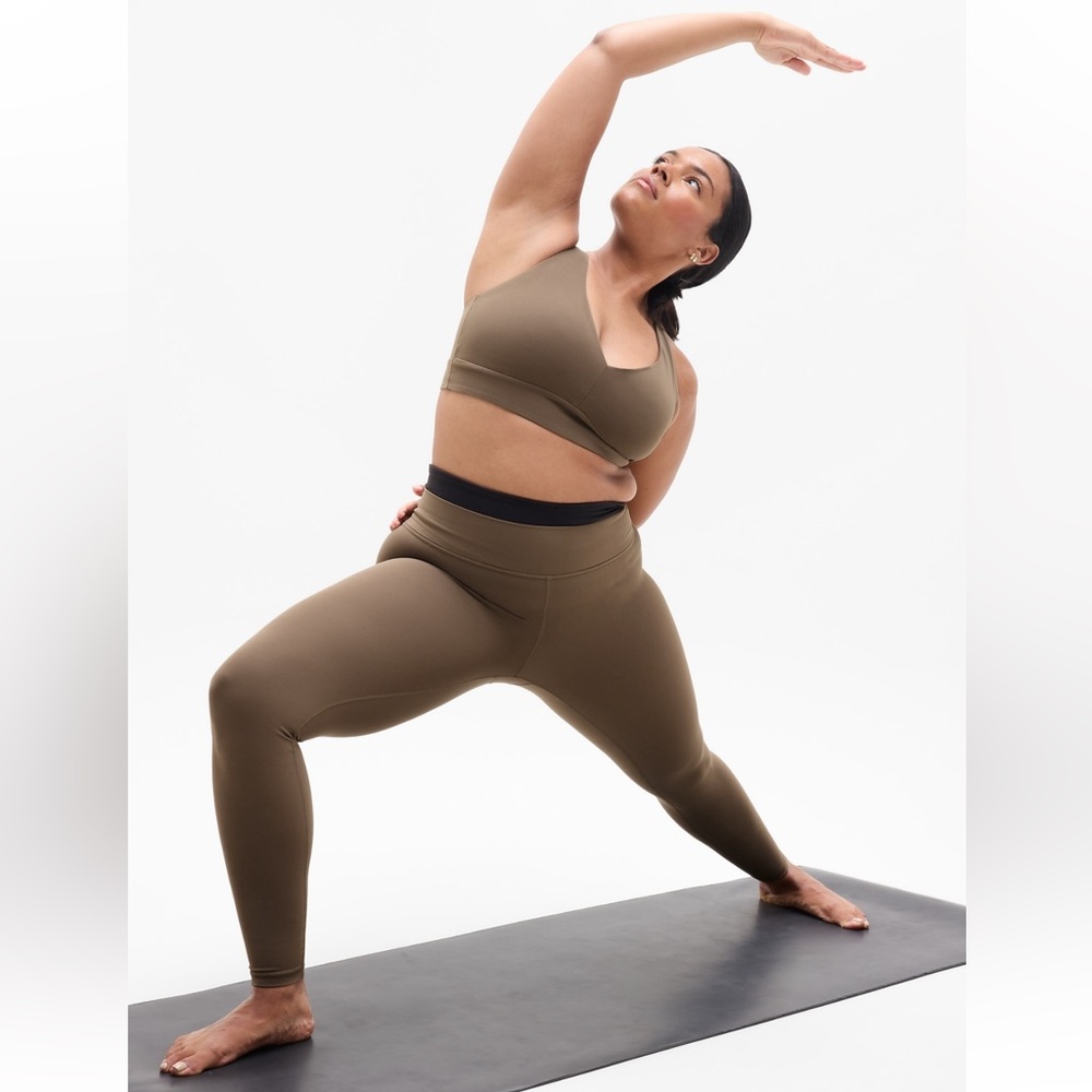NWT!  Athleta Elation Ultra High Rise Double Up Legging in Clay.  Size M!